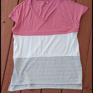 4 PC BUNDLE PATTERN TOP SIZE M